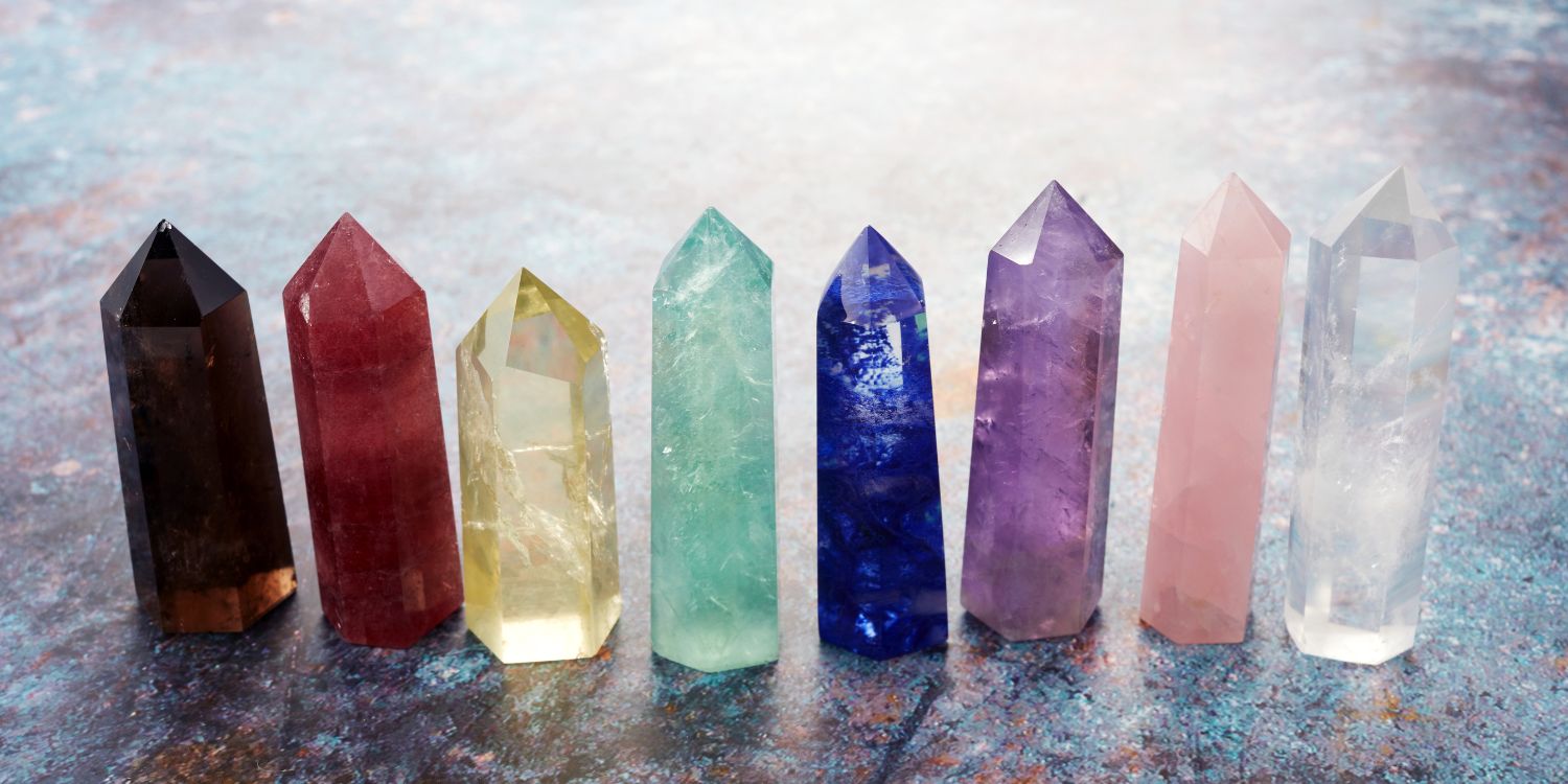 Czym są „kamienie uzdrawiające” w tradycjach świata?