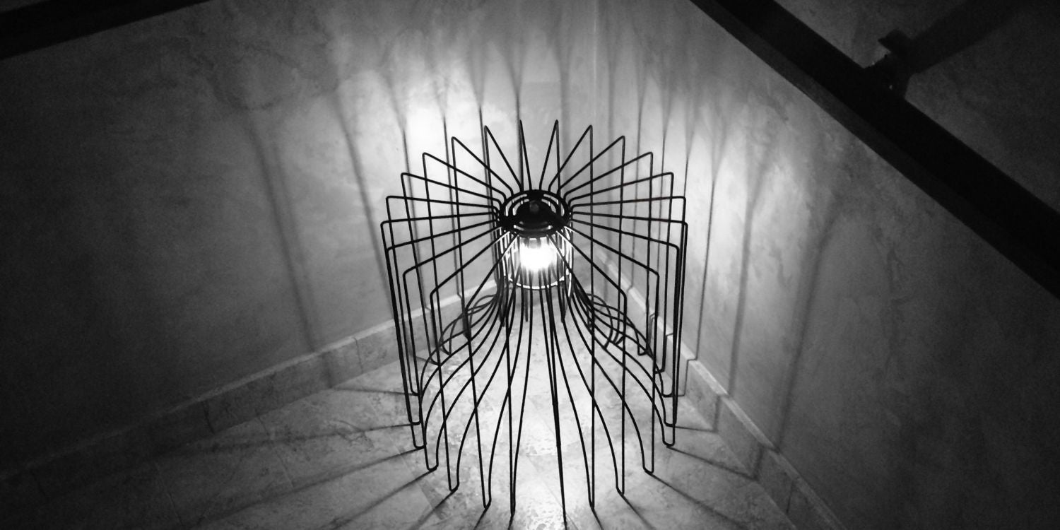 Ochrona przed elektrosmogiem – od Faradaya po dyski Tesli