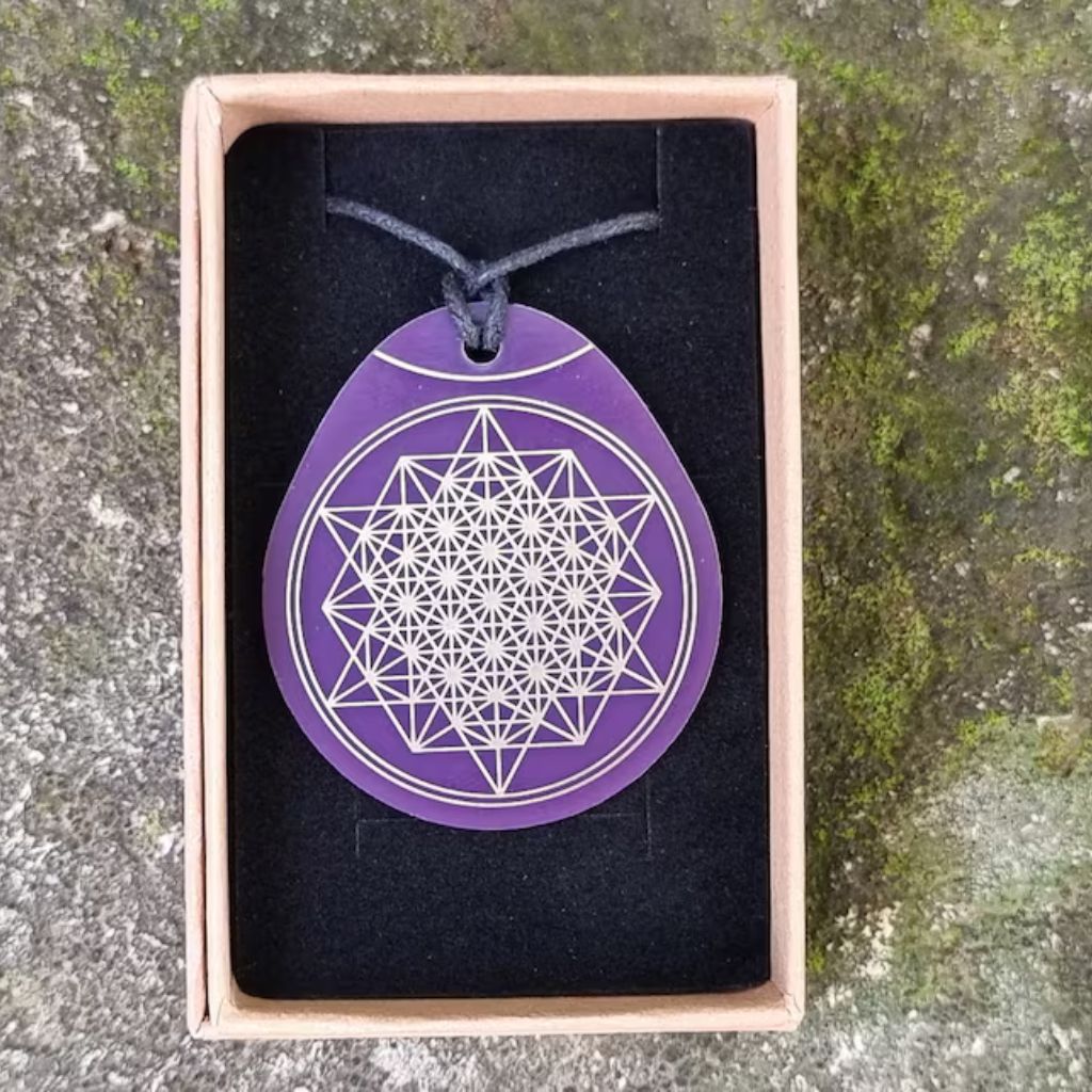 Cymatyczny_Wisiorek_-_64_Tetraedry_i_Kwiat_zycia