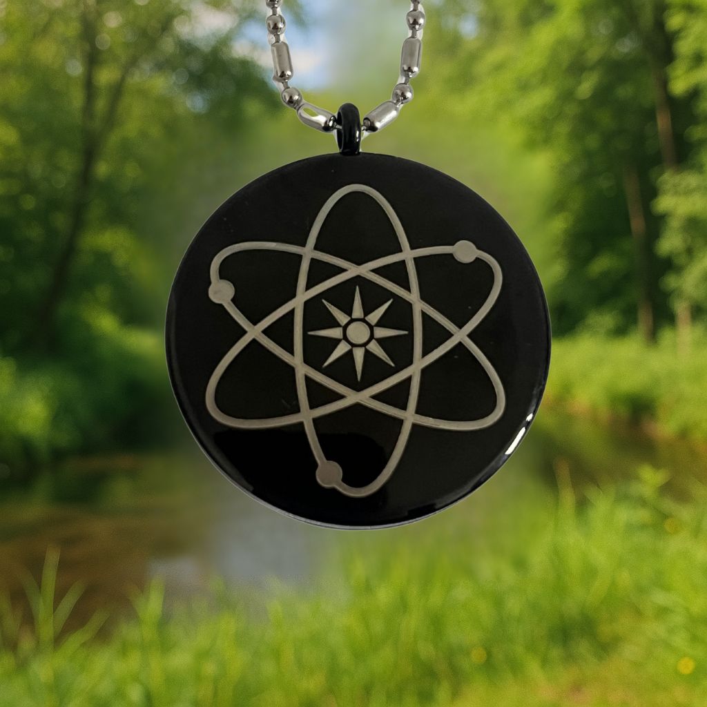 BLACK ATOM