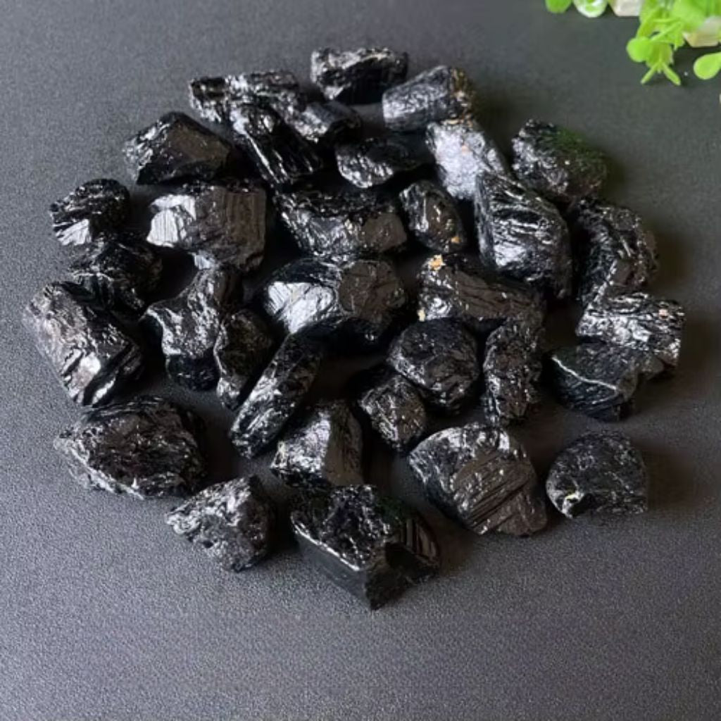 BRYŁKI TURMALIN CZARNY – OCHRONA, GRANICE I UZIEMIENIE